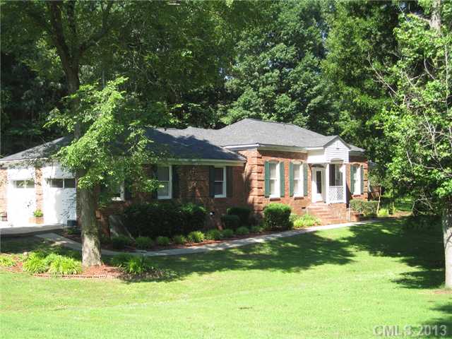 313 Maye St, Wingate, NC 28174 photo 4