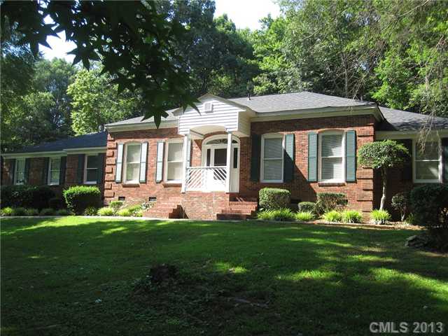 313 Maye St, Wingate, NC 28174 photo 3