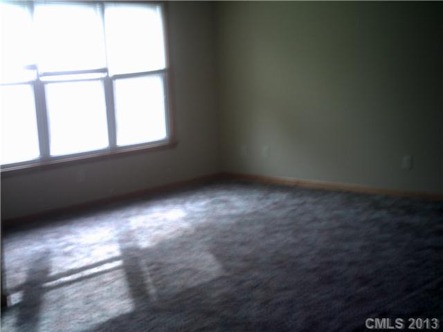 101 Roy Eaker Rd, Cherryville, NC 28021 photo 4