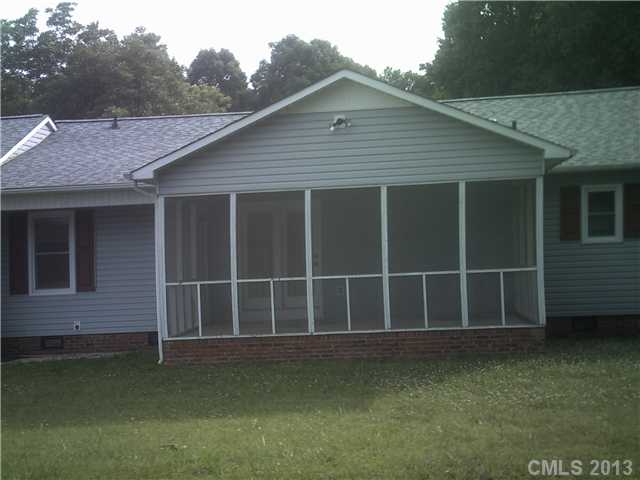 101 Roy Eaker Rd, Cherryville, NC 28021 photo 2