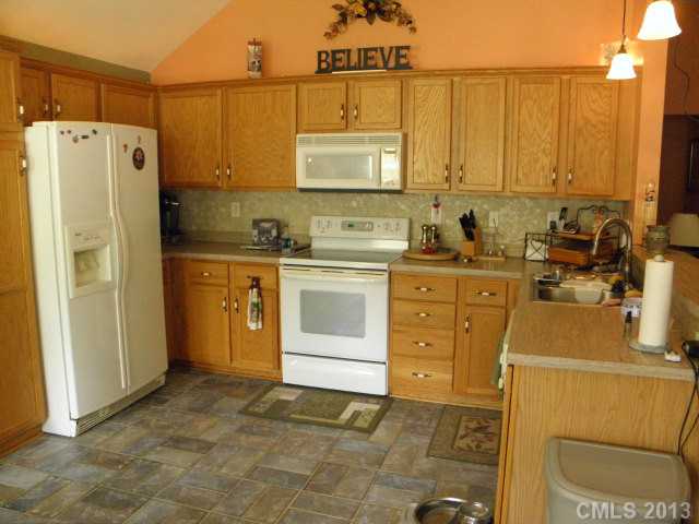 3200 Continental Dr, Monroe, NC 28110 photo 8