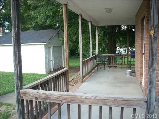 609 E 11th St, Kannapolis, NC 28083 photo 13