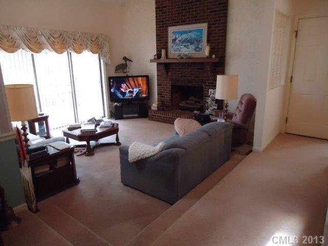 8168 Normandy Rd, Denver, NC 28037 photo 2