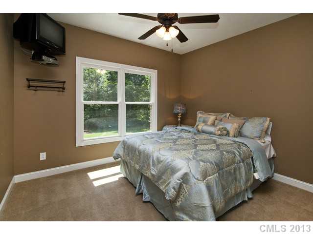 7322 Red Fox Ln, Stanley, NC 28164 photo 13