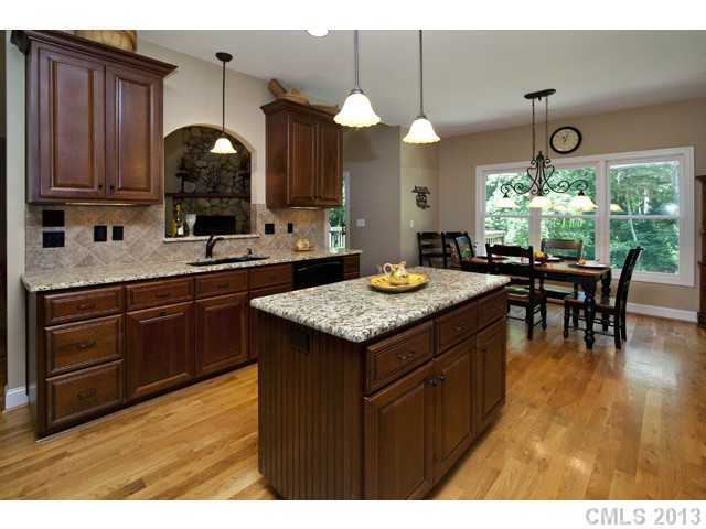 7322 Red Fox Ln, Stanley, NC 28164 photo 4