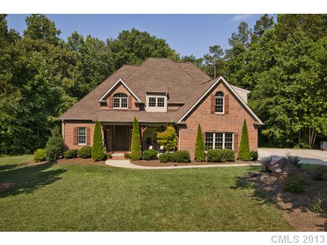 7322 Red Fox Ln, Stanley, NC 28164 photo 1