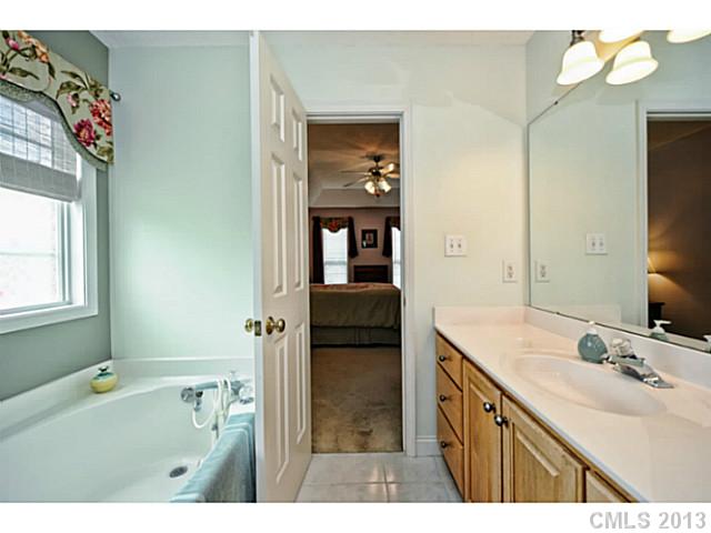 3300 Continental Dr, Monroe, NC 28110 photo 8
