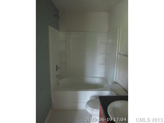 1040 Tradewinds Dr, Monroe, NC 28112 photo 4
