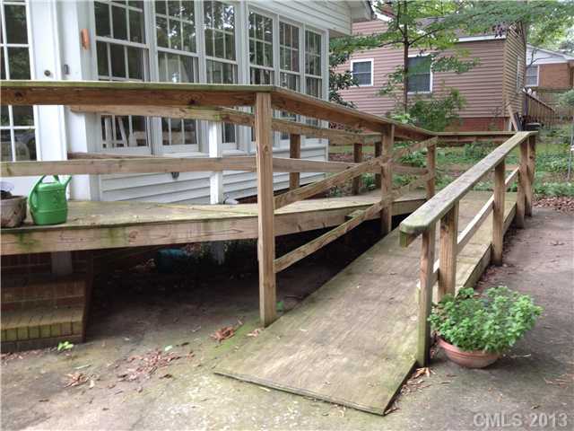 114 S Westover Dr, Monroe, NC 28112 photo 4