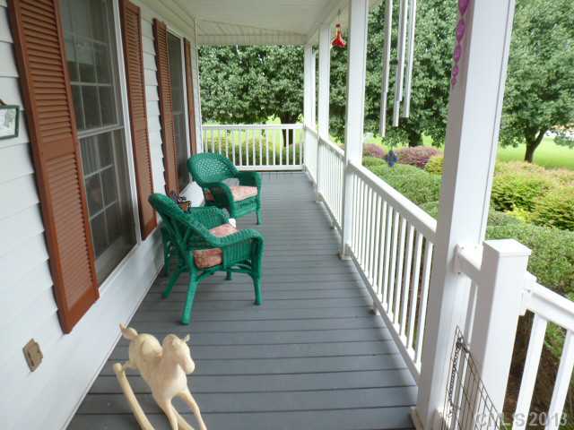1218 E Doc Garris Rd, Lancaster, SC 29720 photo 2