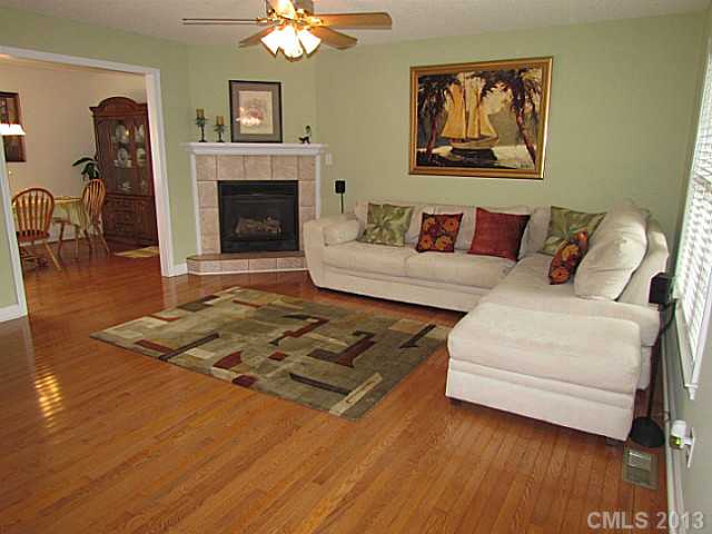 1406 NE 3rd Street Ct, Conover, NC 28613 photo 3