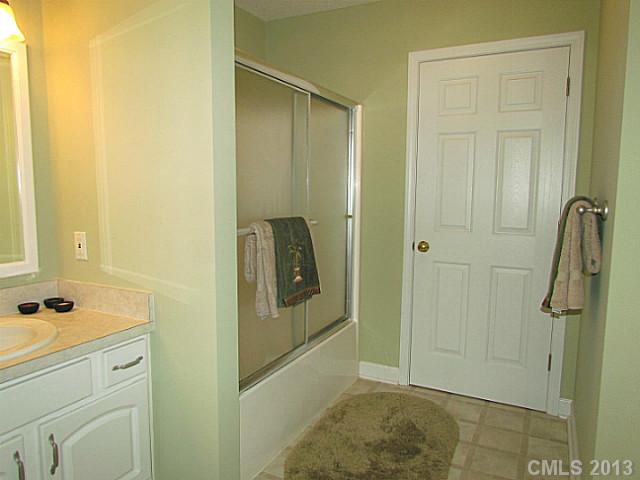 1406 NE 3rd Street Ct, Conover, NC 28613 photo 8