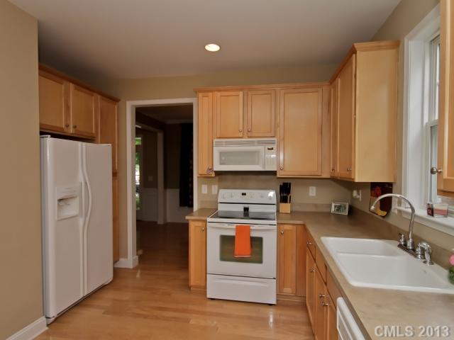 10018 Switchyard Dr, Cornelius, NC 28031 photo 4