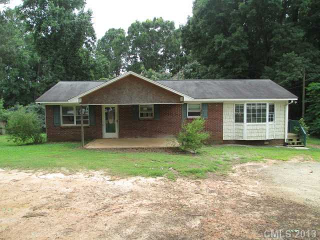 111 Stanfield Dr, Stanley, NC 28164 photo 1