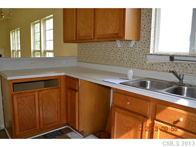 3005 Salmon River Dr, Monroe, NC 28110 photo 7