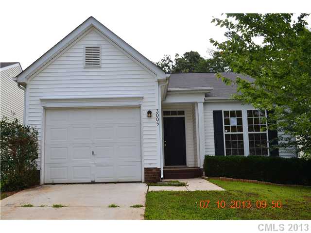 3005 Salmon River Dr, Monroe, NC 28110 photo 1