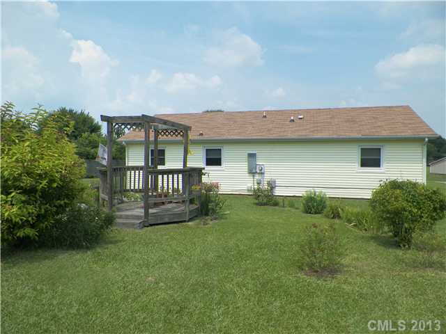 706 Gladedale Ln, Monroe, NC 28110 photo 2