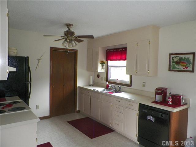 706 Gladedale Ln, Monroe, NC 28110 photo 7