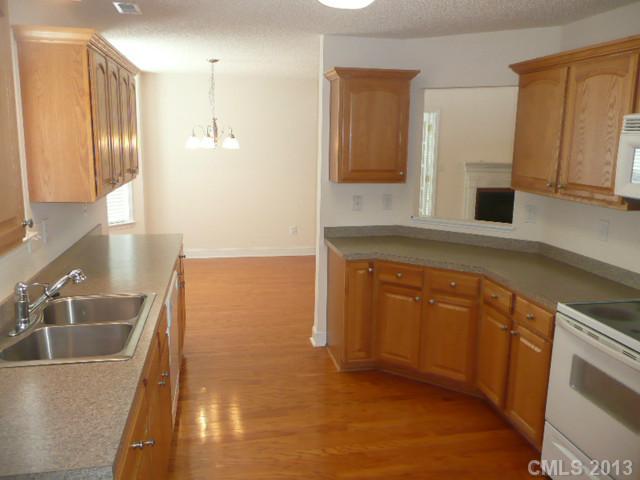 12634 Hill Pine Rd, Midland, NC 28107 photo 6