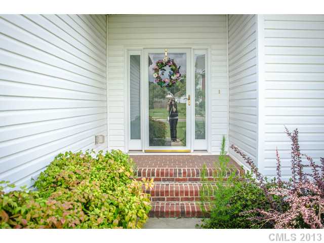 1413 Williamsburg Ln, Monroe, NC 28110 photo 4
