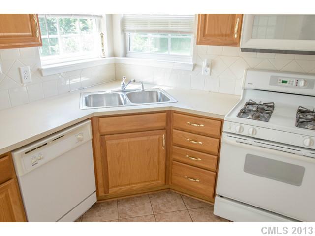 1413 Williamsburg Ln, Monroe, NC 28110 photo 10