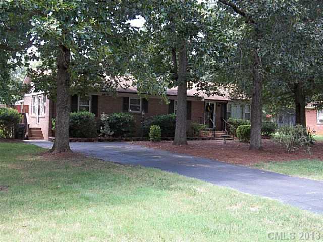 2013 Wilson Ave, Monroe, NC 28110 photo 1
