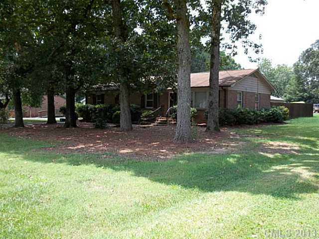 2013 Wilson Ave, Monroe, NC 28110 photo 2