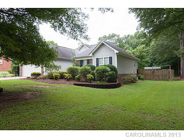 1817 Timber Lane Dr, Monroe, NC 28110 photo 2