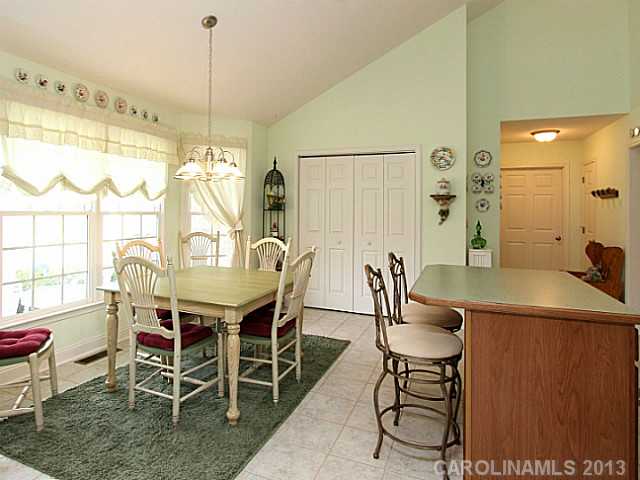3925 Brickfield St, Hickory, NC 28602 photo 8