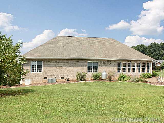 3925 Brickfield St, Hickory, NC 28602 photo 15
