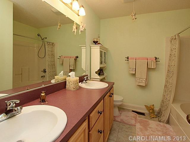 3925 Brickfield St, Hickory, NC 28602 photo 10