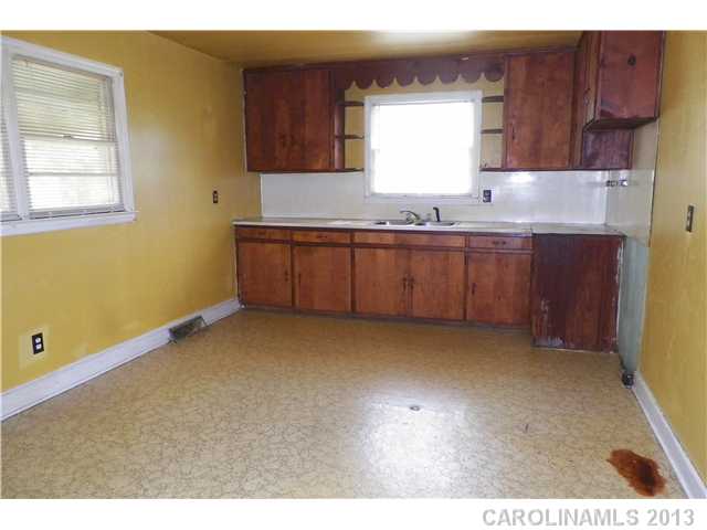 1503 Ridge Rd, Monroe, NC 28110 photo 4