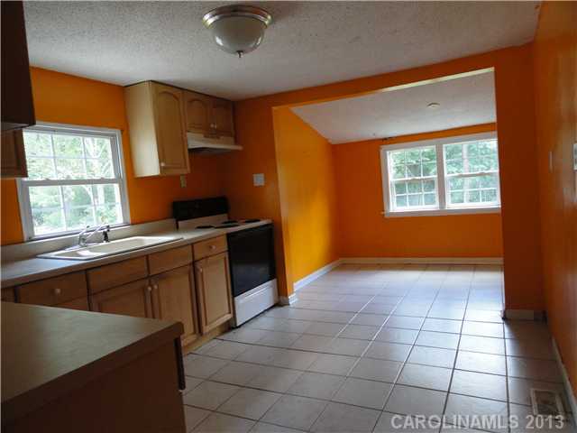305 Durham Rd, Stanley, NC 28164 photo 3