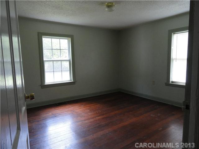 305 Durham Rd, Stanley, NC 28164 photo 9