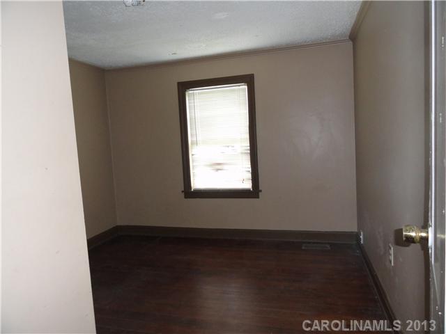 305 Durham Rd, Stanley, NC 28164 photo 8
