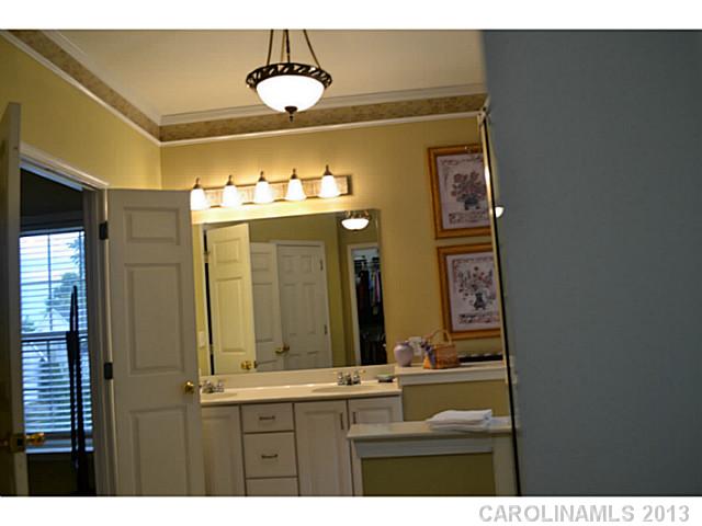 1547 Valhalla Dr, Denver, NC 28037 photo 10