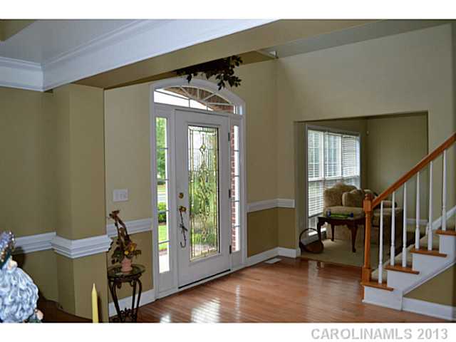 1547 Valhalla Dr, Denver, NC 28037 photo 2
