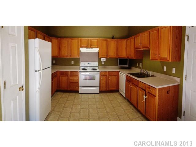 2104 Waverly Dr, Monroe, NC 28112 photo 4