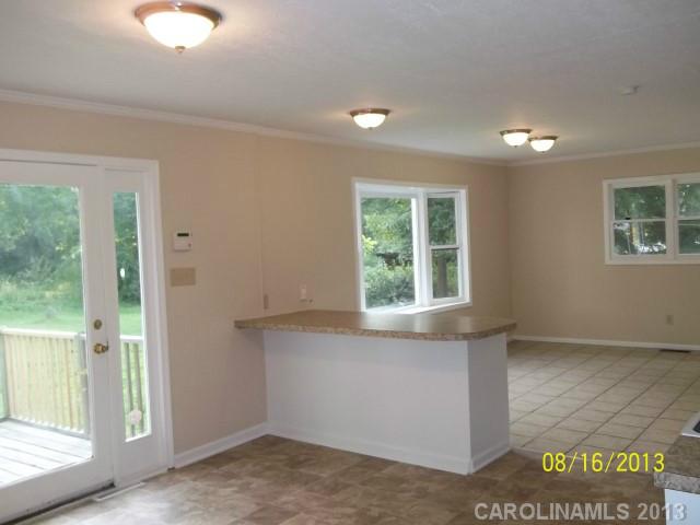 305 Bethpage Rd, Kannapolis, NC 28081 photo 9