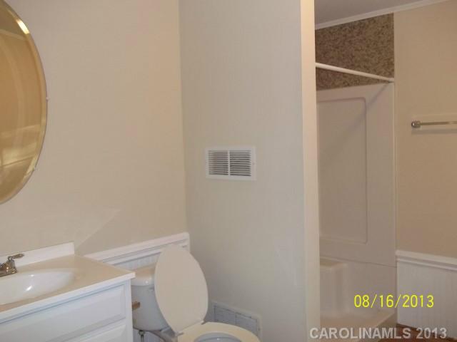 305 Bethpage Rd, Kannapolis, NC 28081 photo 8