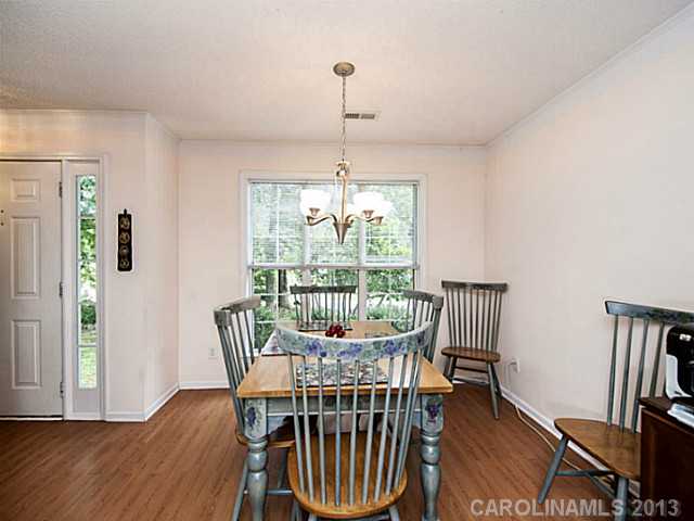 2823 Bathgate Ln, Matthews, NC 28105 photo 7