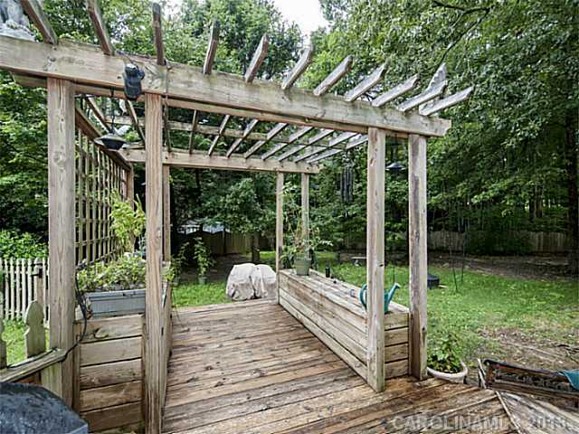 2823 Bathgate Ln, Matthews, NC 28105 photo 16