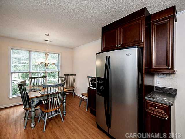 2823 Bathgate Ln, Matthews, NC 28105 photo 6