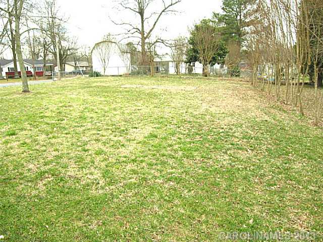 102 Crestview Dr, Concord, NC 28027 photo 2
