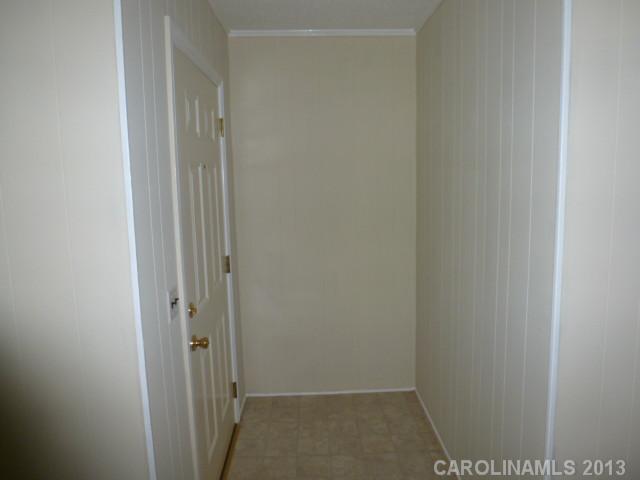 599 Starcliff Cir, Lancaster, SC 29720 photo 2