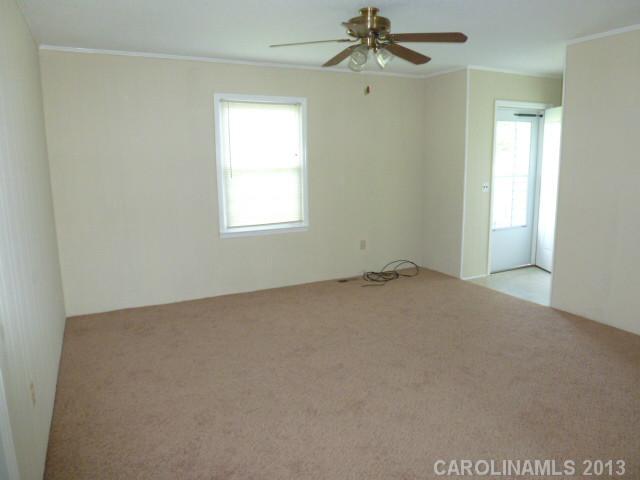 599 Starcliff Cir, Lancaster, SC 29720 photo 4