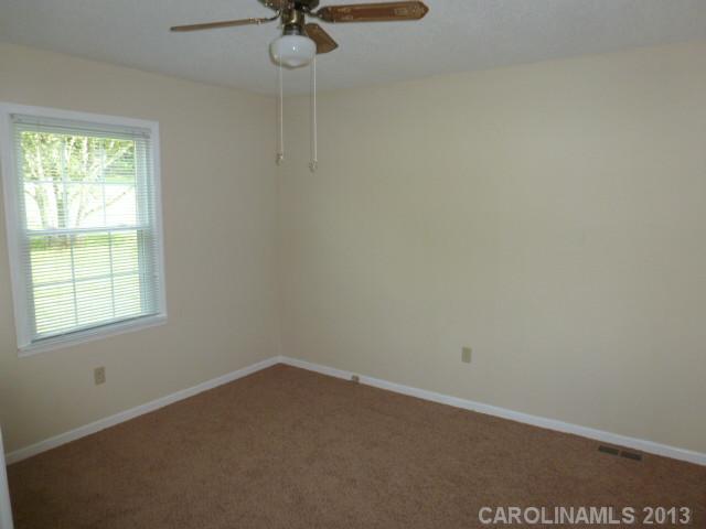 599 Starcliff Cir, Lancaster, SC 29720 photo 10
