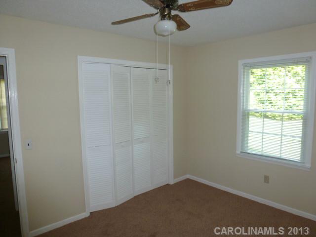 599 Starcliff Cir, Lancaster, SC 29720 photo 11
