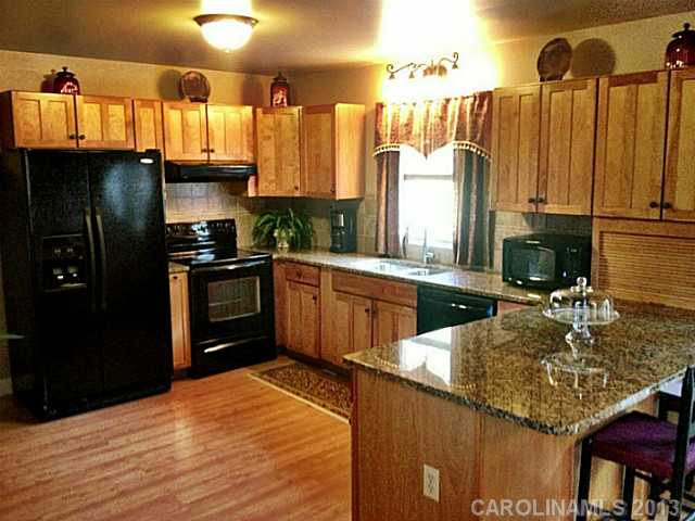 9309 Guildbrook Rd, Davidson, NC 28036 photo 4