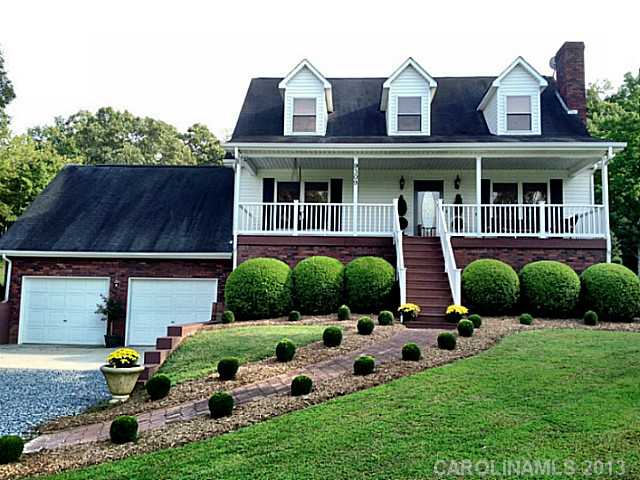9309 Guildbrook Rd, Davidson, NC 28036 photo 1